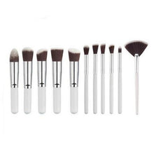 Load image into Gallery viewer, Silver/Golden Makeup Brushes