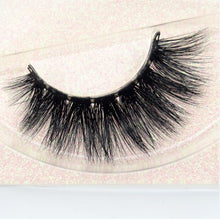 Load image into Gallery viewer, False Eyelashes