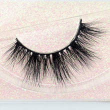 Load image into Gallery viewer, False Eyelashes