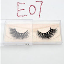 Load image into Gallery viewer, False Eyelashes
