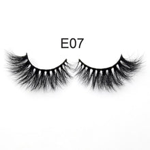 Load image into Gallery viewer, False Eyelashes