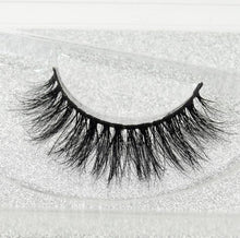 Load image into Gallery viewer, False Eyelashes