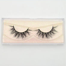 Load image into Gallery viewer, False Eyelashes